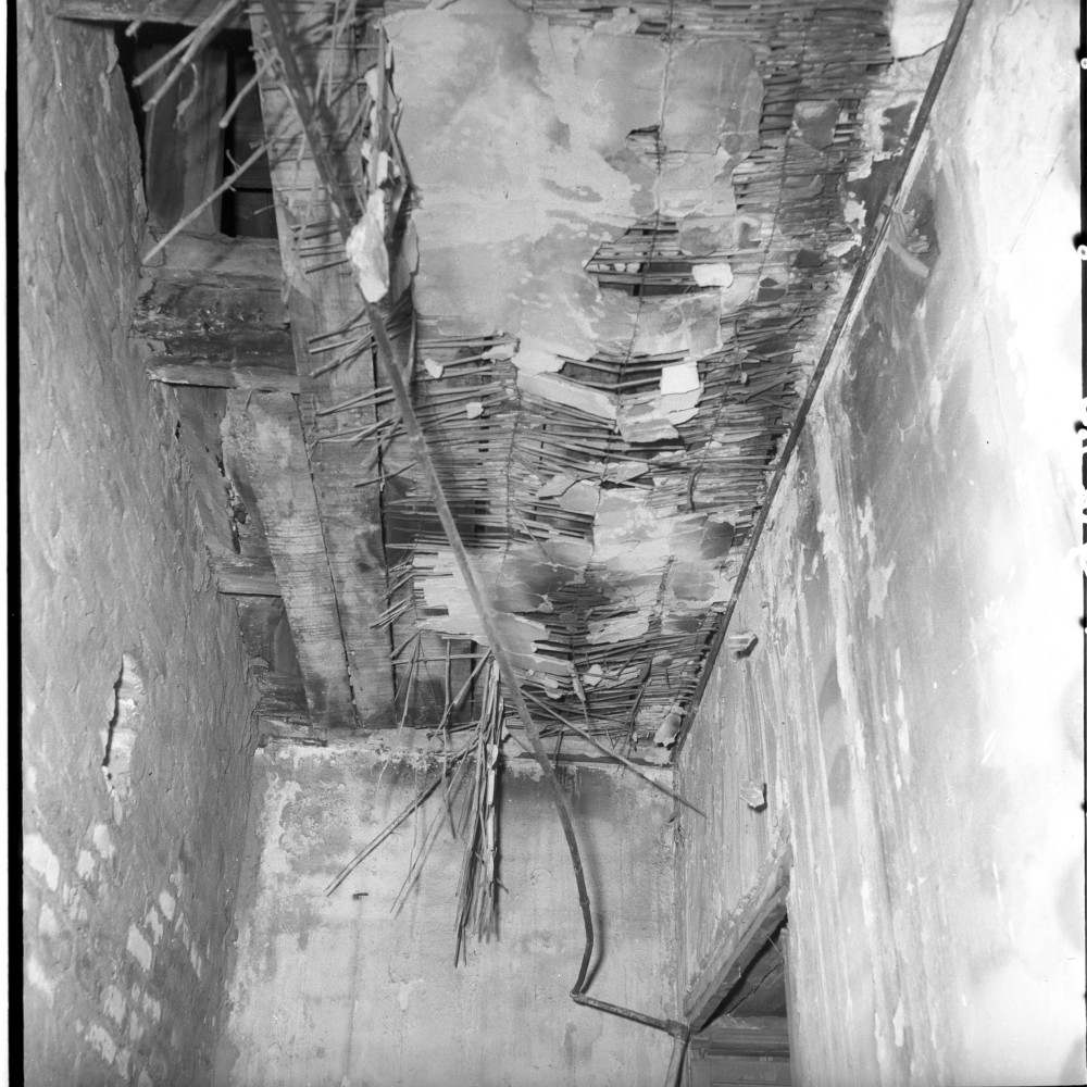 Negativ: Ruine, Neue Kulmer Straße 3, 1952 (Museen Tempelhof-Schöneberg/Herwarth Staudt CC BY-NC-SA)