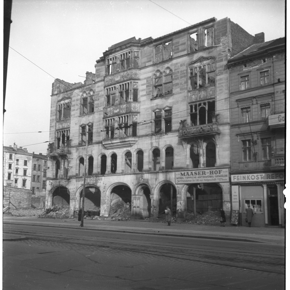Negativ: Ruine, Potsdamer Straße 119, 1950 (Museen Tempelhof-Schöneberg/Herwarth Staudt CC BY-NC-SA)
