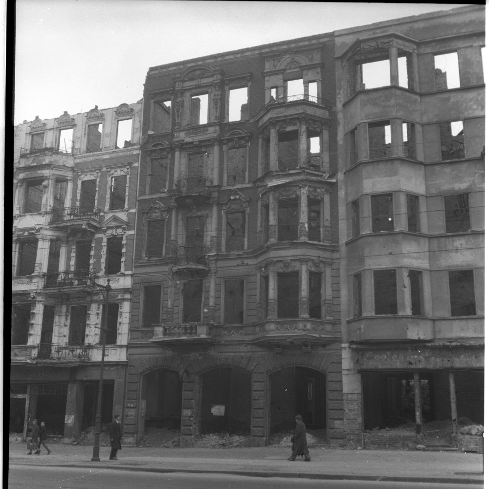 Negativ: Ruine, Potsdamer Straße 189, 1950 (Museen Tempelhof-Schöneberg/Herwarth Staudt CC BY-NC-SA)