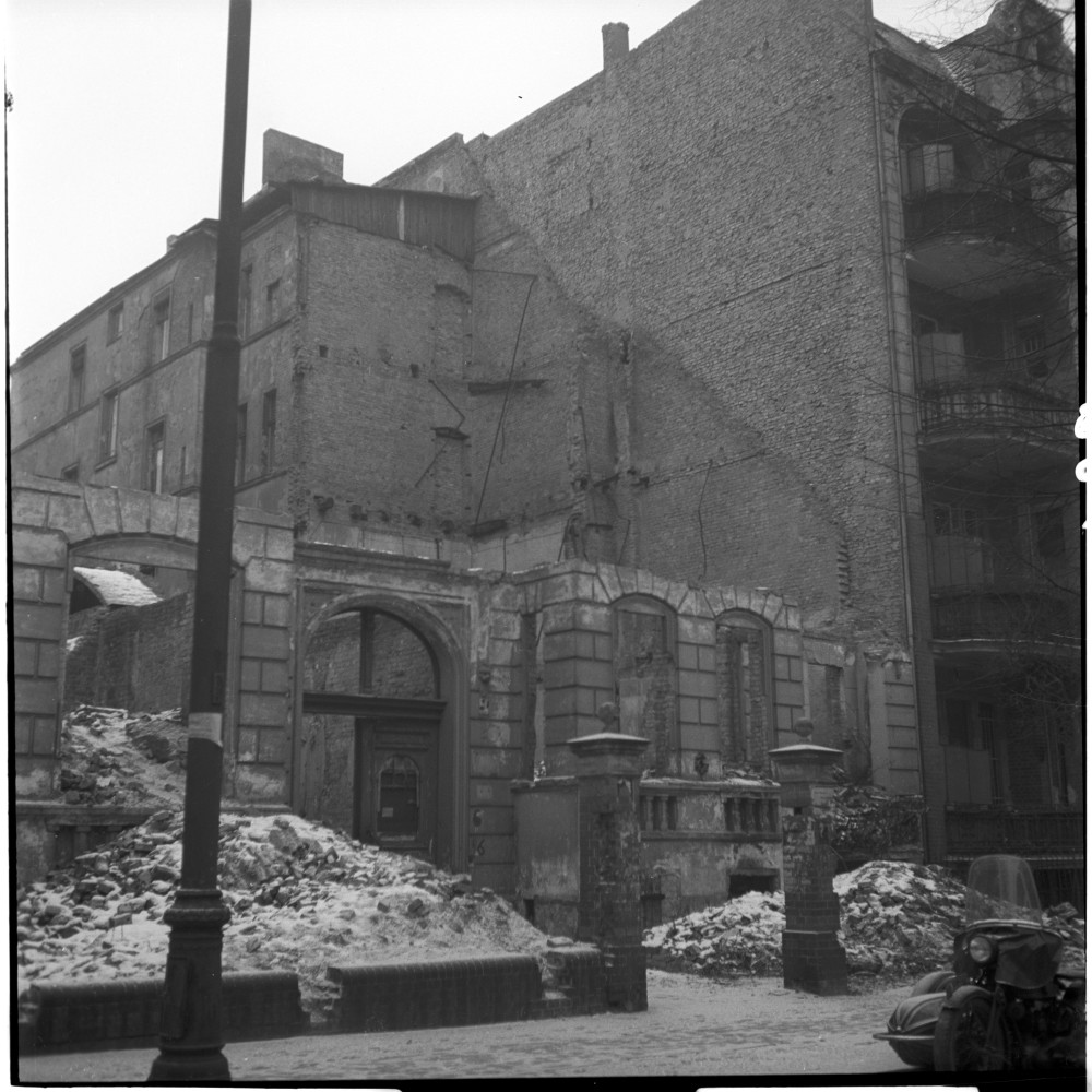 Negativ: Ruine, Ringstraße 6, 1952 (Museen Tempelhof-Schöneberg/Herwarth Staudt CC BY-NC-SA)