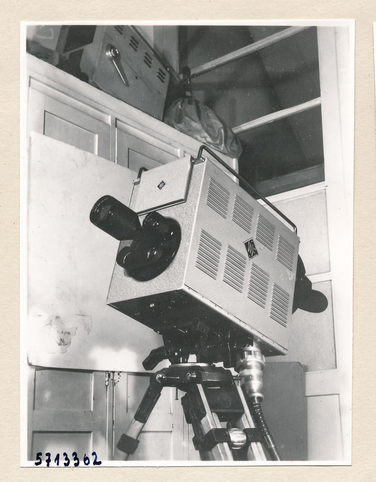 Fernsehkamera, Bild 1; Foto, 1956 (www.industriesalon.de CC BY-SA)