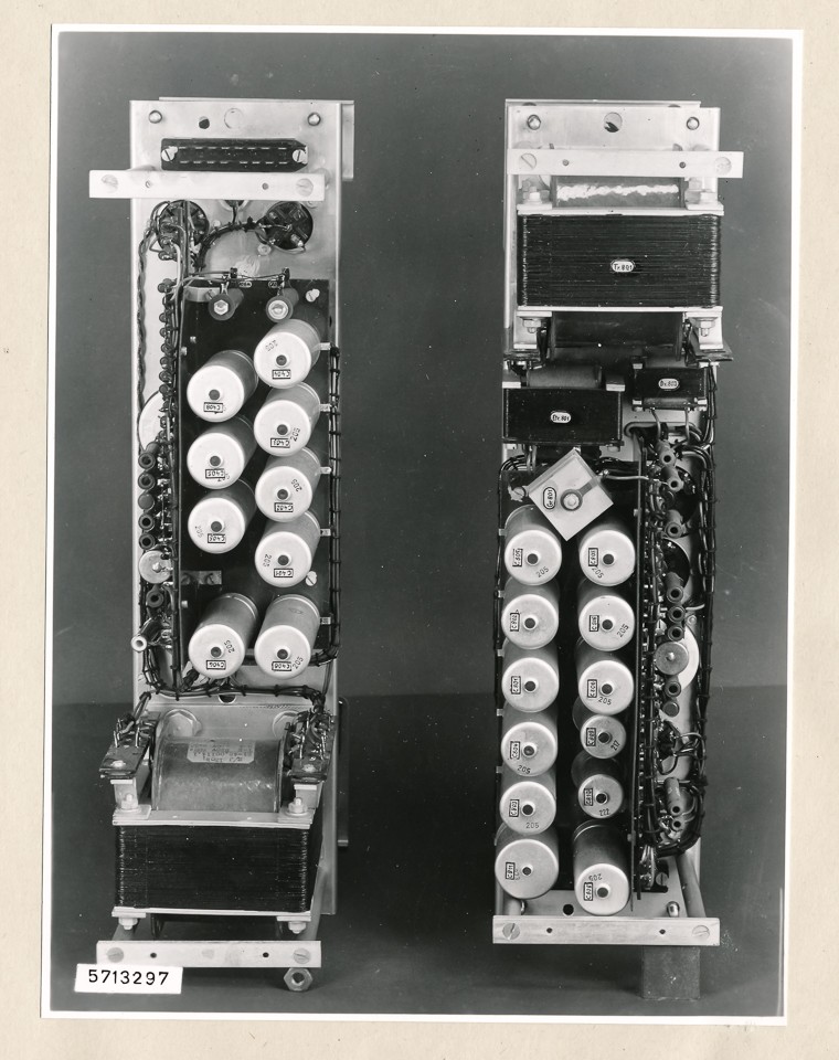 Impulszentrale TKG1 Einschübe, Bild 1 ; Foto, 1957 (www.industriesalon.de CC BY-SA)