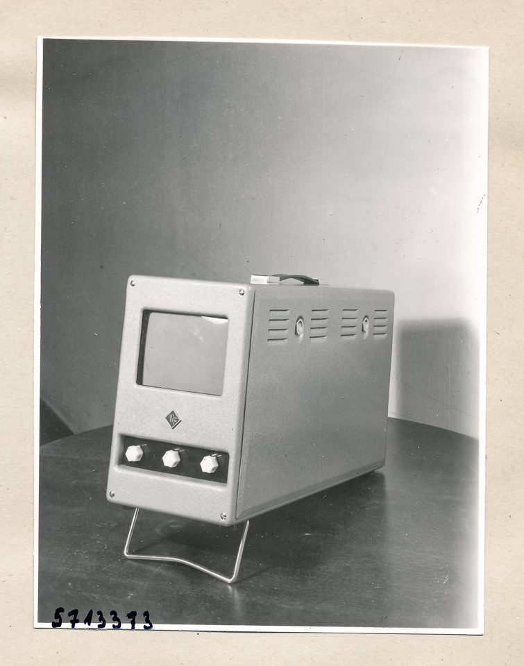 Industriefernseher, Bild 4; Foto, 1956 (www.industriesalon.de CC BY-SA)