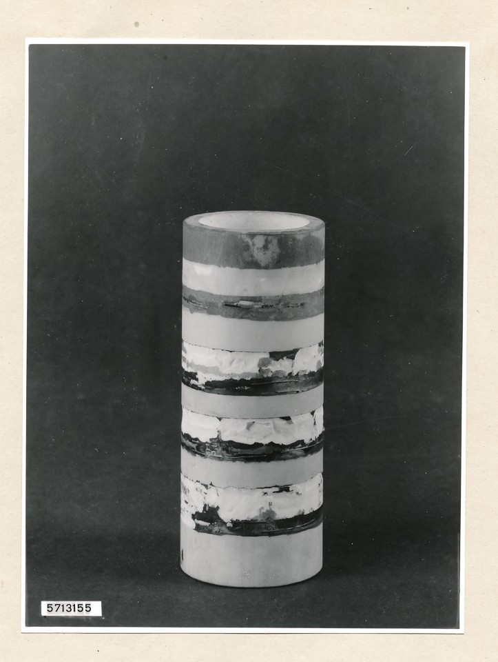 Keramiklötung; Foto, 1957 (www.industriesalon.de CC BY-SA)