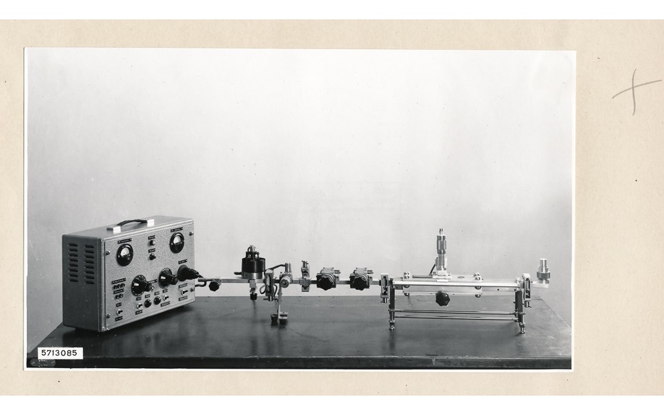 Messplatz Bauelemente; Foto, 1957 (www.industriesalon.de CC BY-SA)
