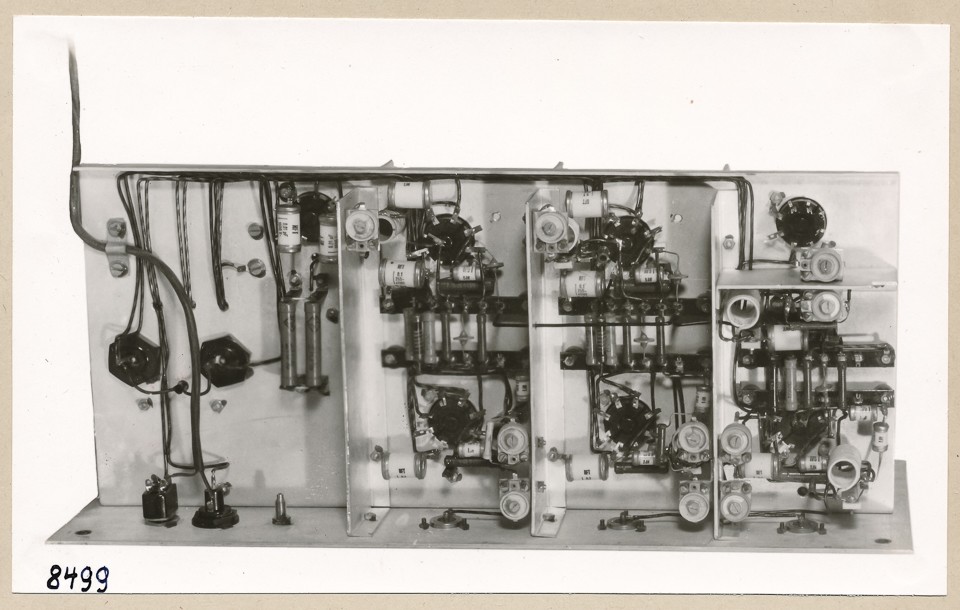 Normalgenerator, Untersicht; Foto, 1953 (www.industriesalon.de CC BY-SA)