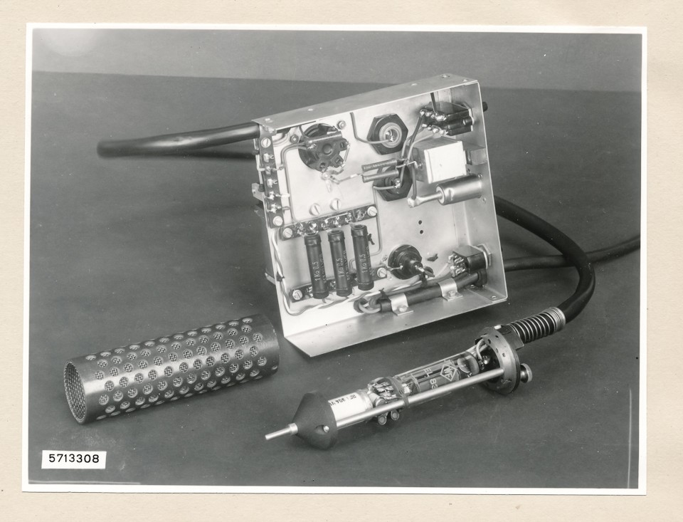 Universal-Testkopf, Untersicht; Foto, 1957 (www.industriesalon.de CC BY-SA)