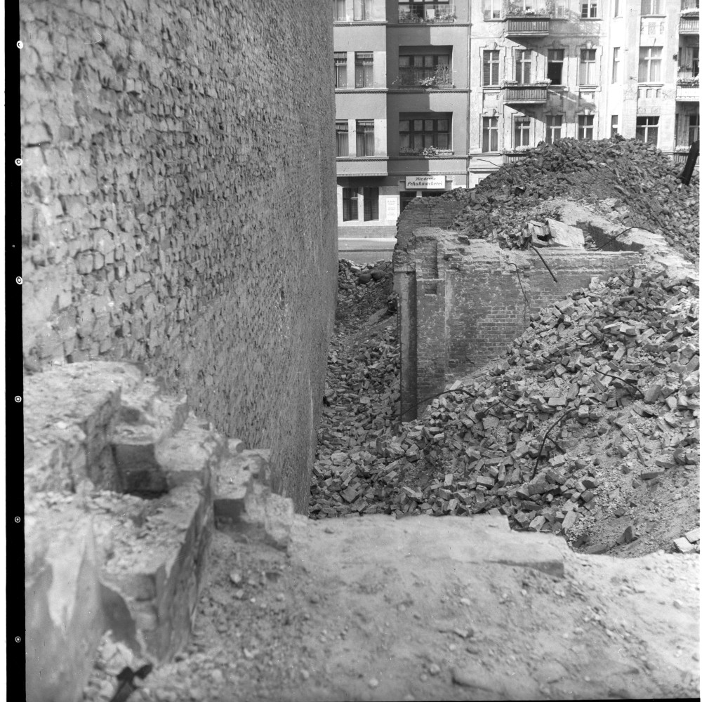 Negativ: Gelände, Apostel-Paulus-Straße 29, 1952 (Museen Tempelhof-Schöneberg/Herwarth Staudt CC BY-NC-SA)
