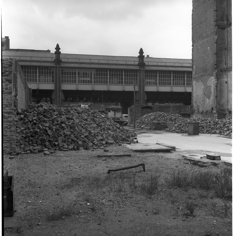Negativ: Gelände, Bülowstraße 81, 1953 (Museen Tempelhof-Schöneberg/Herwarth Staudt CC BY-NC-SA)
