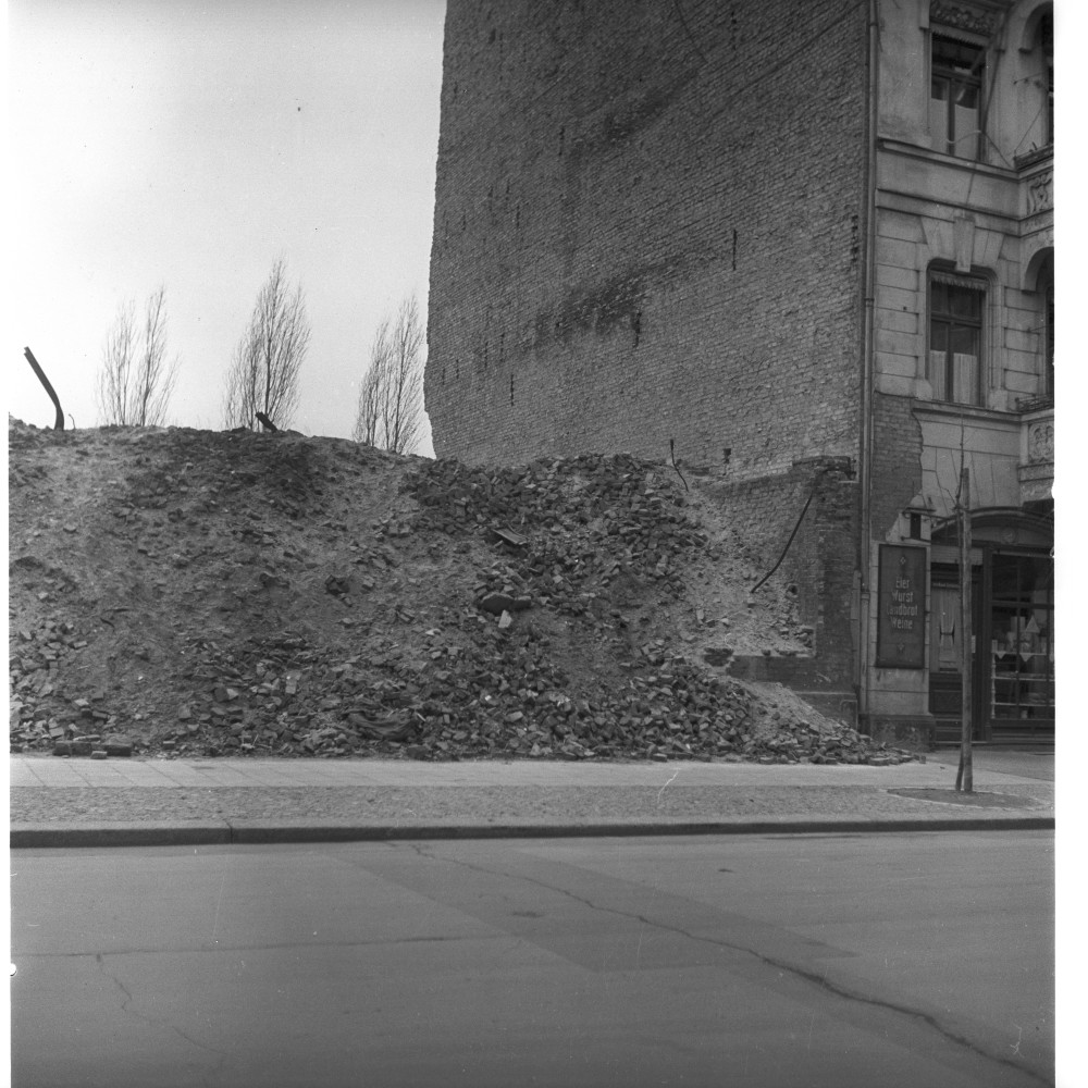 Negativ: Gelände, Cheruskerstraße 31, 1950 (Museen Tempelhof-Schöneberg/Herwarth Staudt CC BY-NC-SA)