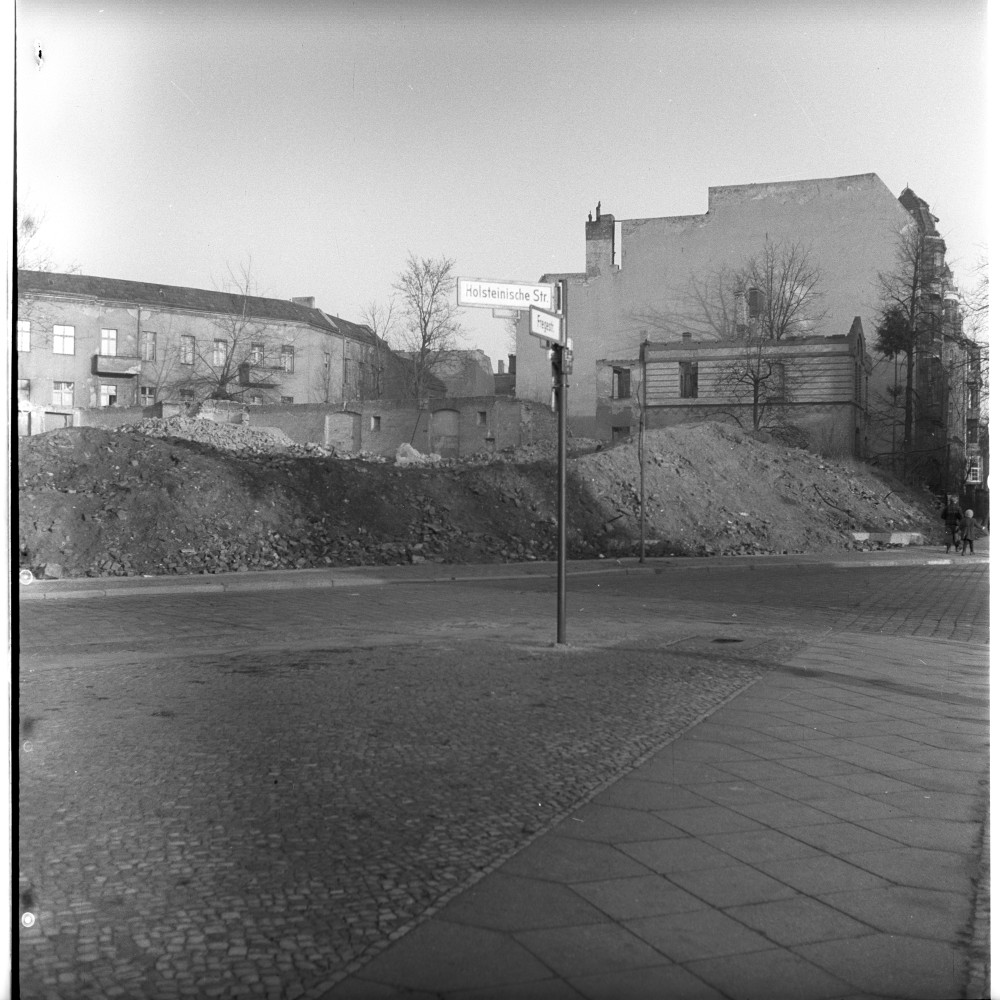 Negativ: Gelände, Fregestraße 30, 1951 (Museen Tempelhof-Schöneberg/Herwarth Staudt CC BY-NC-SA)