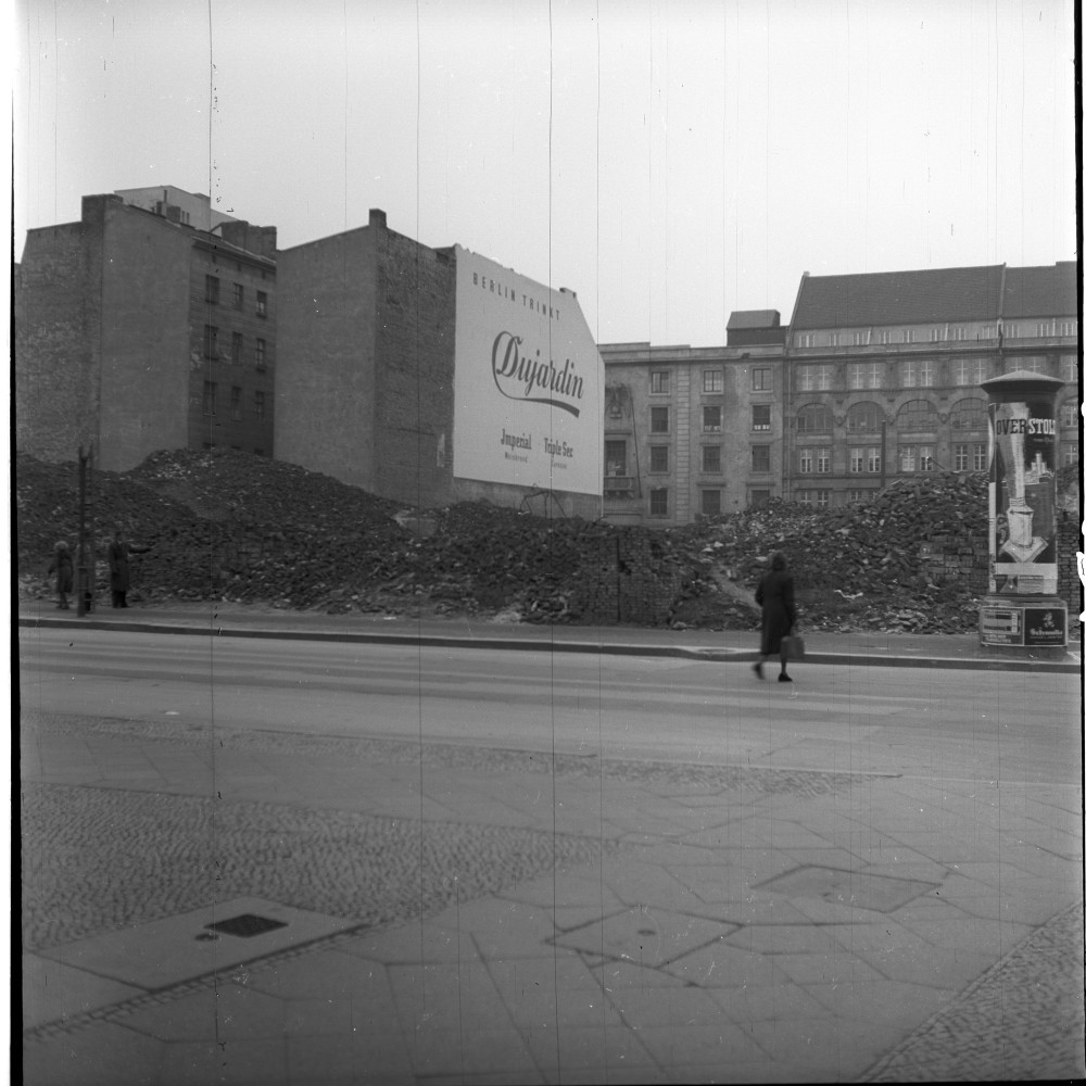 Negativ: Gelände, Gleditschstraße 26/28, 1952 (Museen Tempelhof-Schöneberg/Herwarth Staudt CC BY-NC-SA)