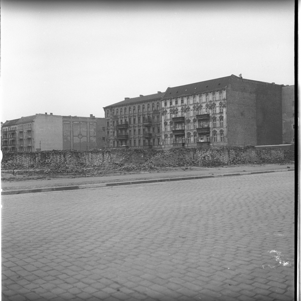 Negativ: Gelände, Gleditschstraße 56-60, 1952 (Museen Tempelhof-Schöneberg/Herwarth Staudt CC BY-NC-SA)