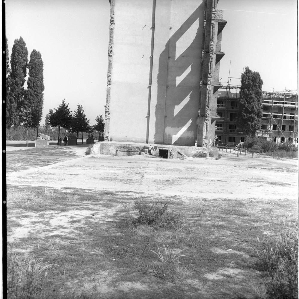 Negativ: Gelände, Grazer Platz 6, 1952 (Museen Tempelhof-Schöneberg/Herwarth Staudt CC BY-NC-SA)