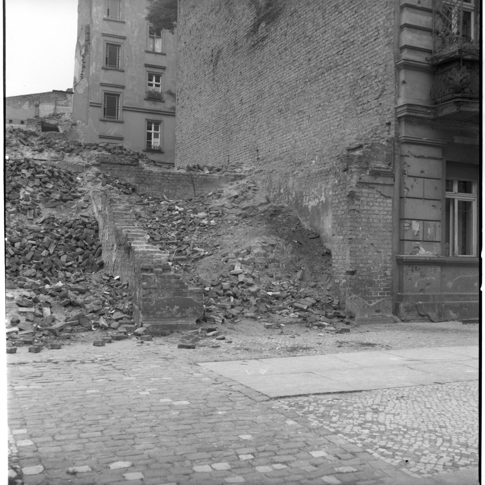 Negativ: Gelände, Kyffhäuserstraße 5, 1952 (Museen Tempelhof-Schöneberg/Herwarth Staudt CC BY-NC-SA)