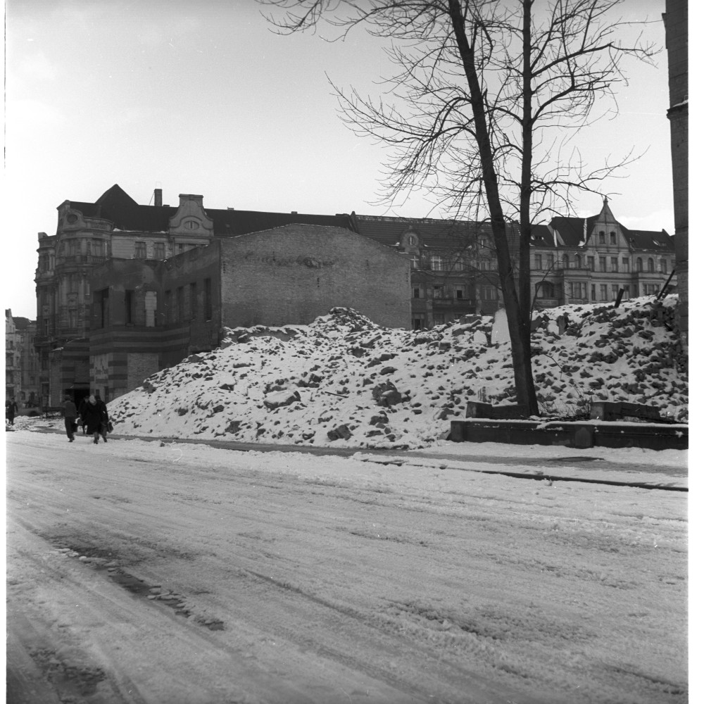 Negativ: Gelände, Landshuter Straße 37, 1952 (Museen Tempelhof-Schöneberg/Herwarth Staudt CC BY-NC-SA)
