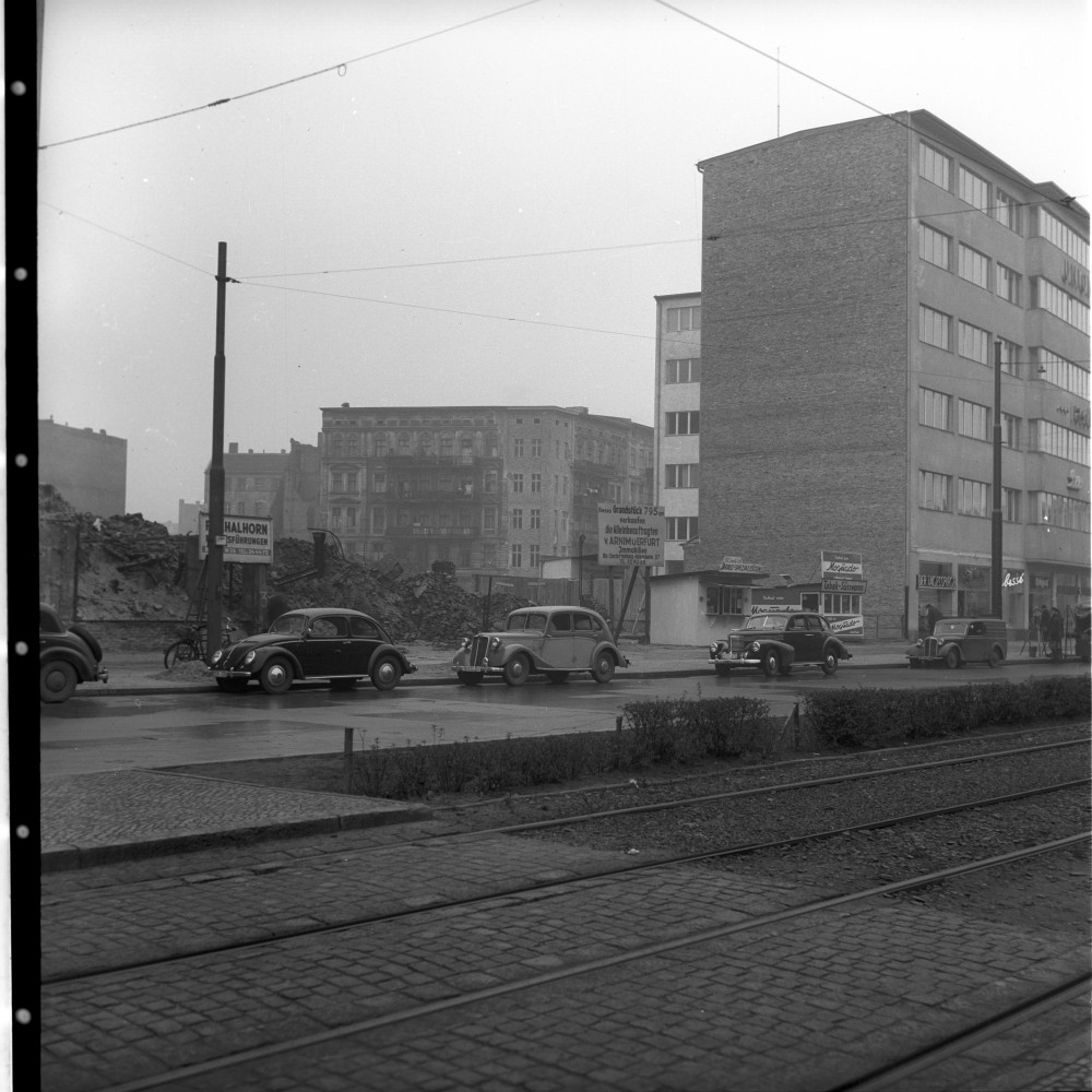 Negativ: Gelände, Tauentzienstraße 3, 1952 (Museen Tempelhof-Schöneberg/Herwarth Staudt CC BY-NC-SA)
