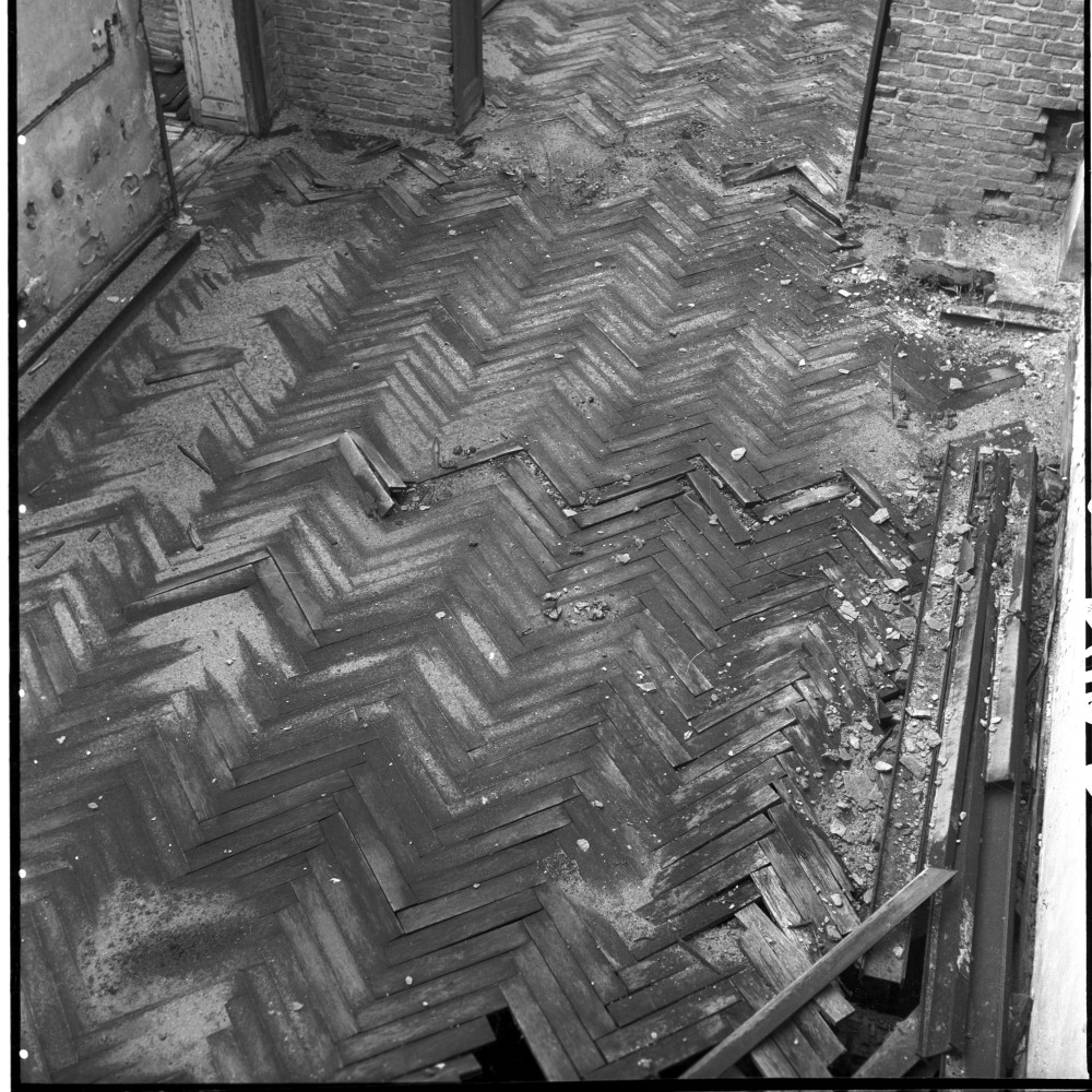 Negativ: Innenraum, Regensburger Straße 33 a, 1952 (Museen Tempelhof-Schöneberg/Herwarth Staudt CC BY-NC-SA)