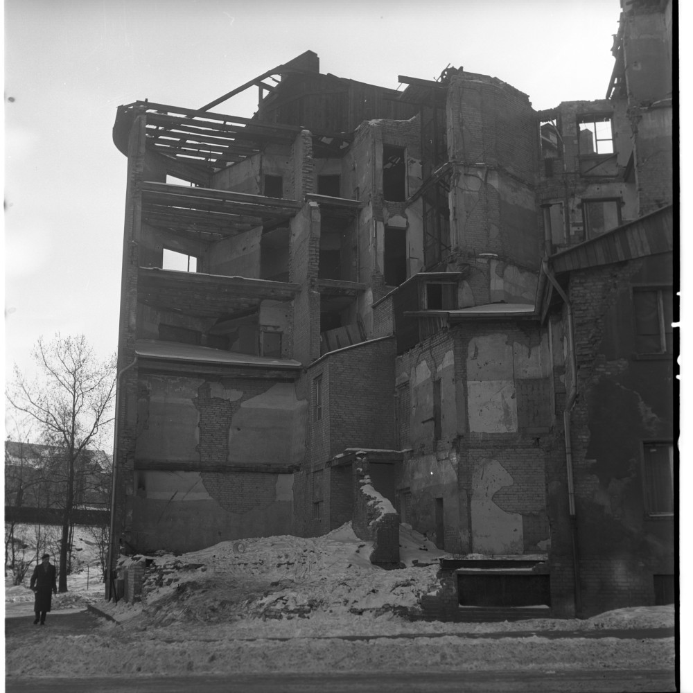 Negativ: Ruine, Baumeisterstraße 3, 1955 (Museen Tempelhof-Schöneberg/Herwarth Staudt CC BY-NC-SA)