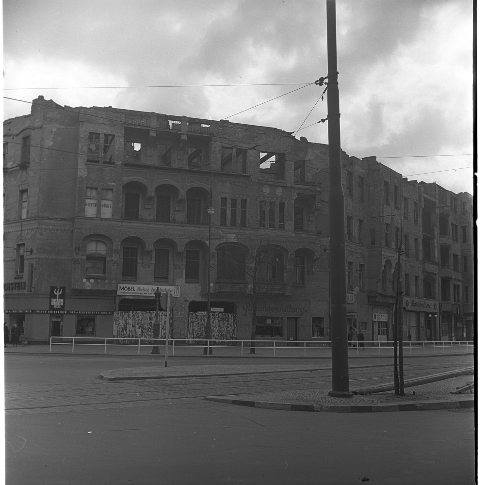 Negativ: Ruine, Dominicusstraße 1, 1955 (Museen Tempelhof-Schöneberg/Herwarth Staudt CC BY-NC-SA)
