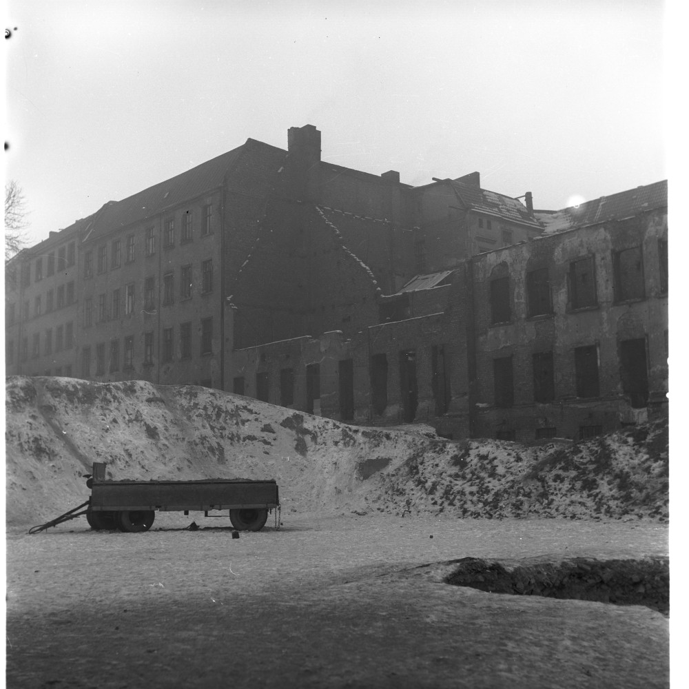 Negativ: Ruine, Goltzstraße 20, 1955 (Museen Tempelhof-Schöneberg/Herwarth Staudt CC BY-NC-SA)