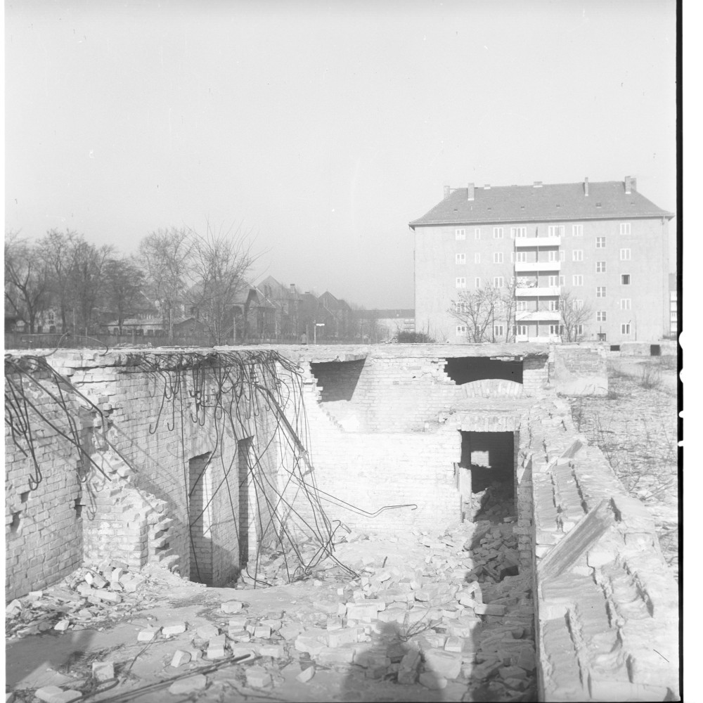 Negativ: Ruine, Grazer Damm 223, 1954 (Museen Tempelhof-Schöneberg/Herwarth Staudt CC BY-NC-SA)