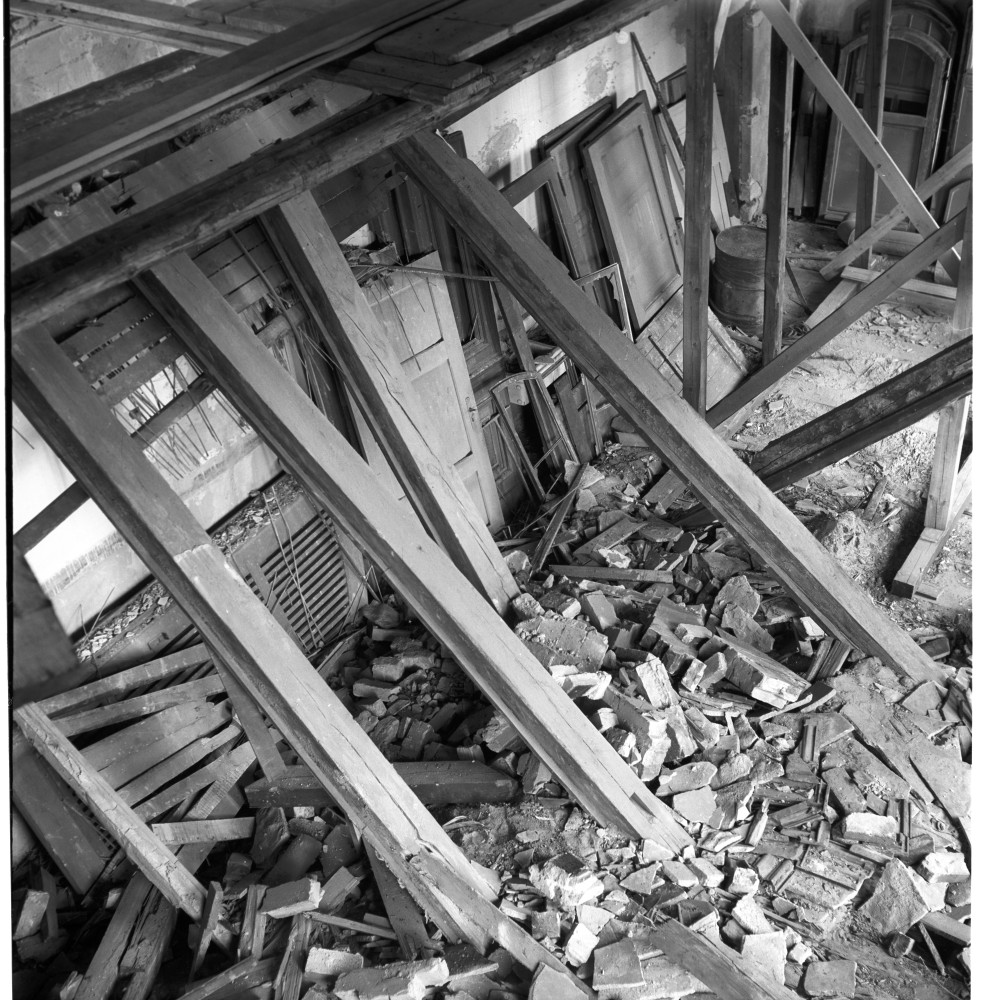 Negativ: Ruine, Grunewaldstraße 77, 1953 (Museen Tempelhof-Schöneberg/Herwarth Staudt CC BY-NC-SA)
