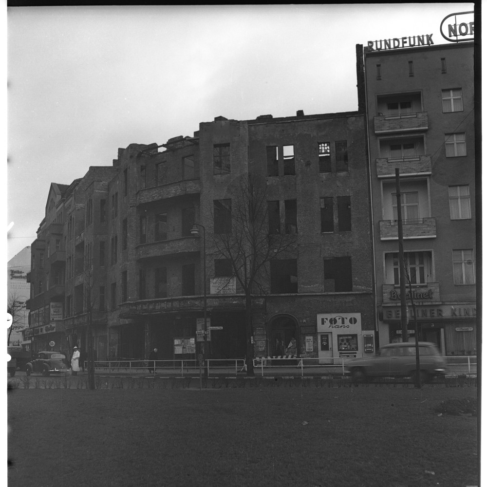 Negativ: Ruine, Hauptstraße 96, 1956 (Museen Tempelhof-Schöneberg/Herwarth Staudt CC BY-NC-SA)