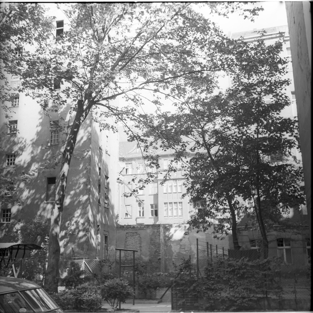 Negativ: Ruine, Heylstraße 27, 1956 (Museen Tempelhof-Schöneberg/Herwarth Staudt CC BY-NC-SA)