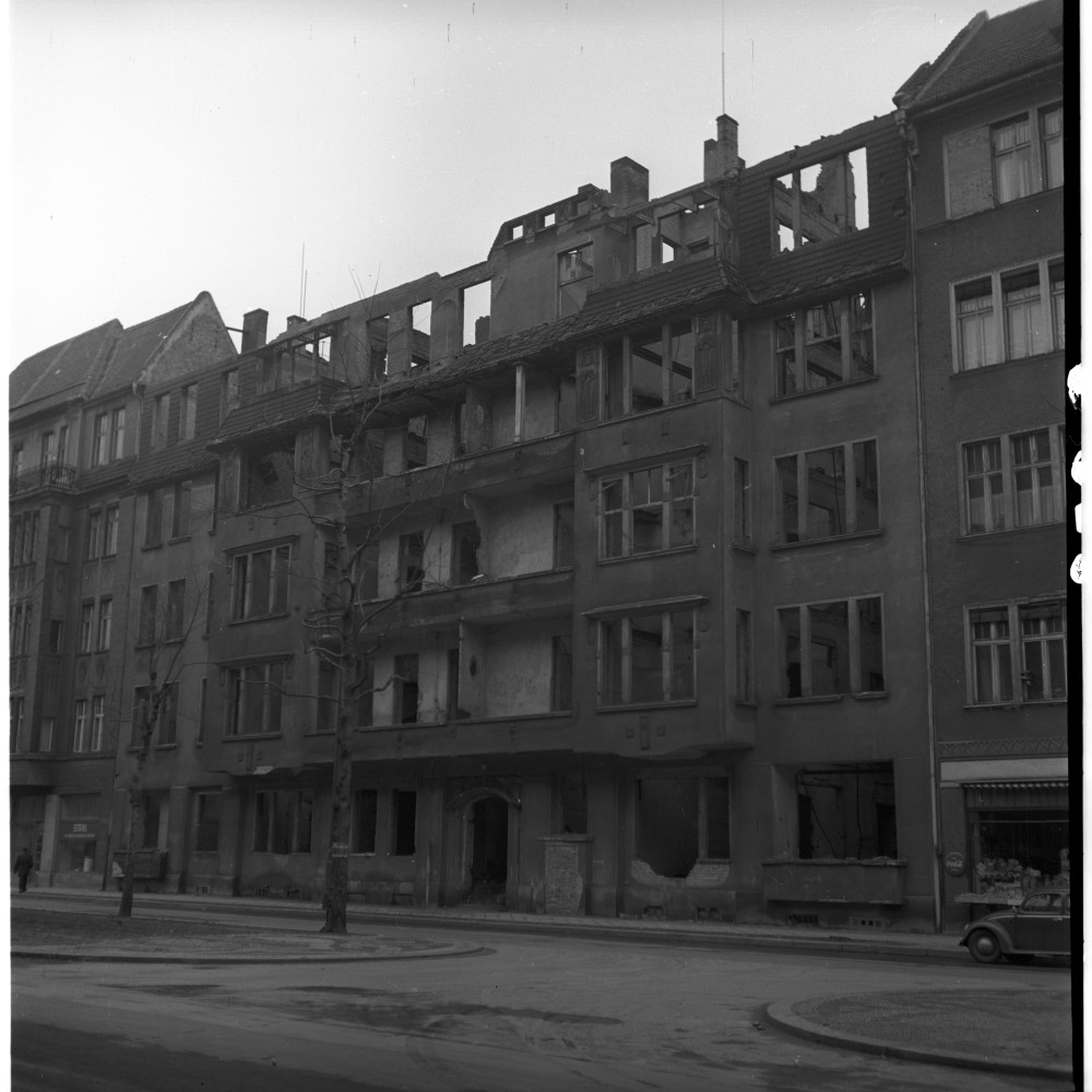 Negativ: Ruine, Innsbrucker Straße 57, 1952 (Museen Tempelhof-Schöneberg/Herwarth Staudt CC BY-NC-SA)