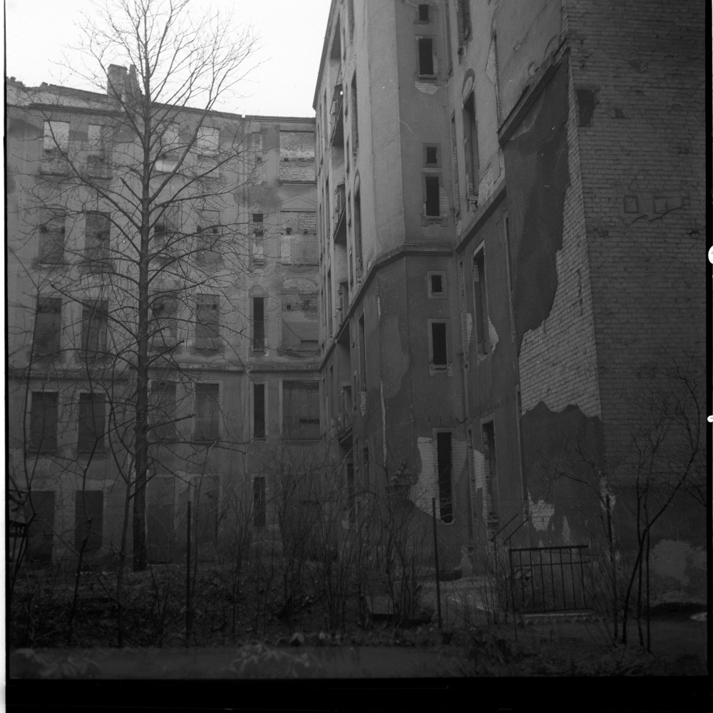 Negativ: Ruine, Innsbrucker Straße 57, 1953 (Museen Tempelhof-Schöneberg/Herwarth Staudt CC BY-NC-SA)
