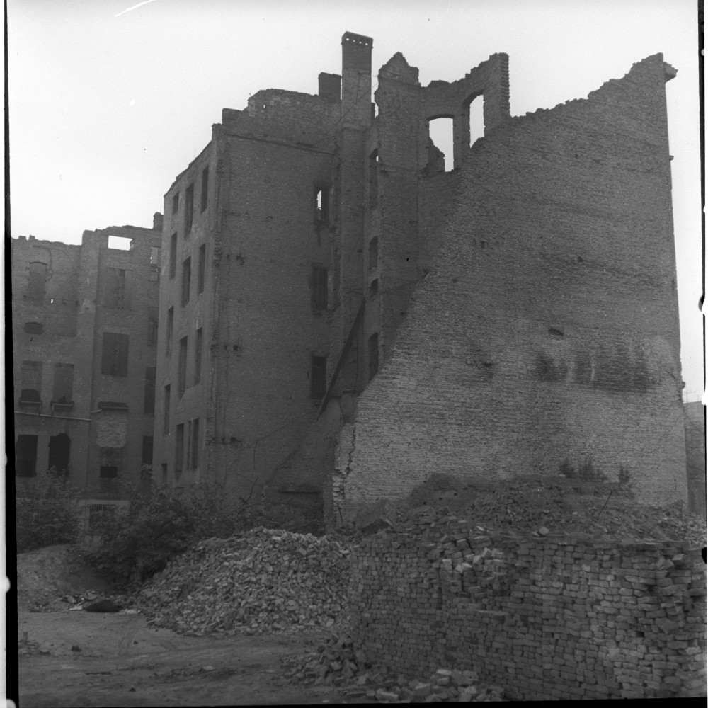 Negativ: Ruine, Kleiststraße 22, 1950 (Museen Tempelhof-Schöneberg/Herwarth Staudt CC BY-NC-SA)