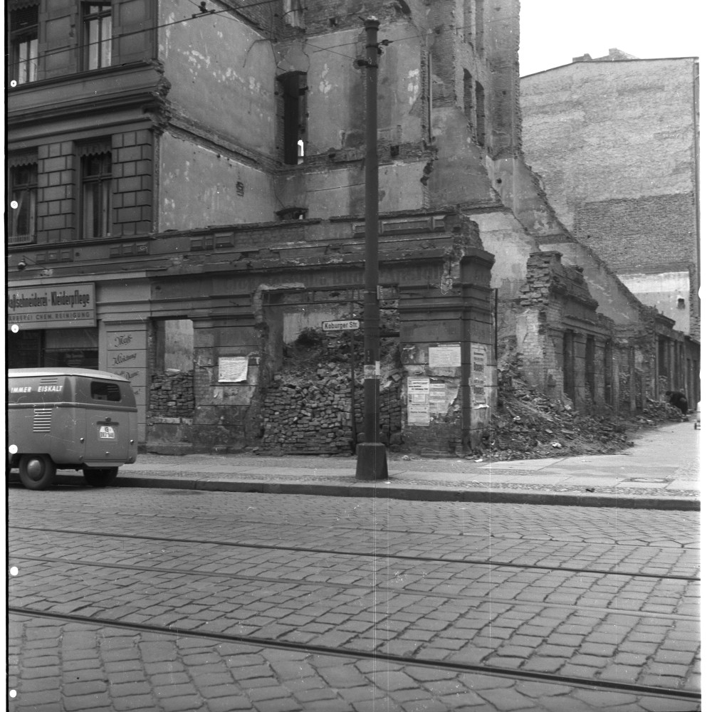 Negativ: Ruine, Koburger Straße 17, 1952 (Museen Tempelhof-Schöneberg/Herwarth Staudt CC BY-NC-SA)