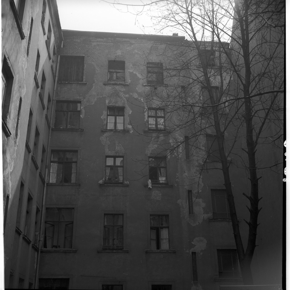 Negativ: Ruine, Koburger Straße 5, 1956 (Museen Tempelhof-Schöneberg/Herwarth Staudt CC BY-NC-SA)