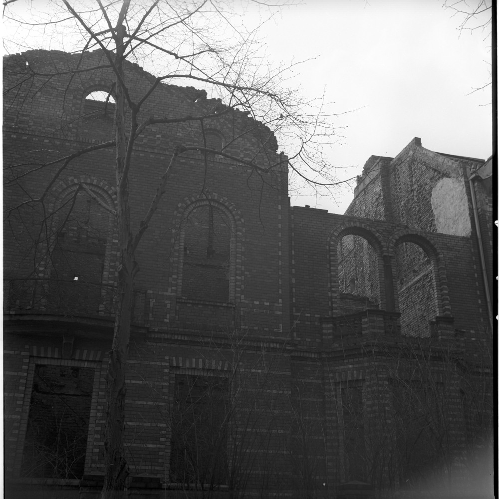 Negativ: Ruine, Maienstraße 5, 1956 (Museen Tempelhof-Schöneberg/Herwarth Staudt CC BY-NC-SA)