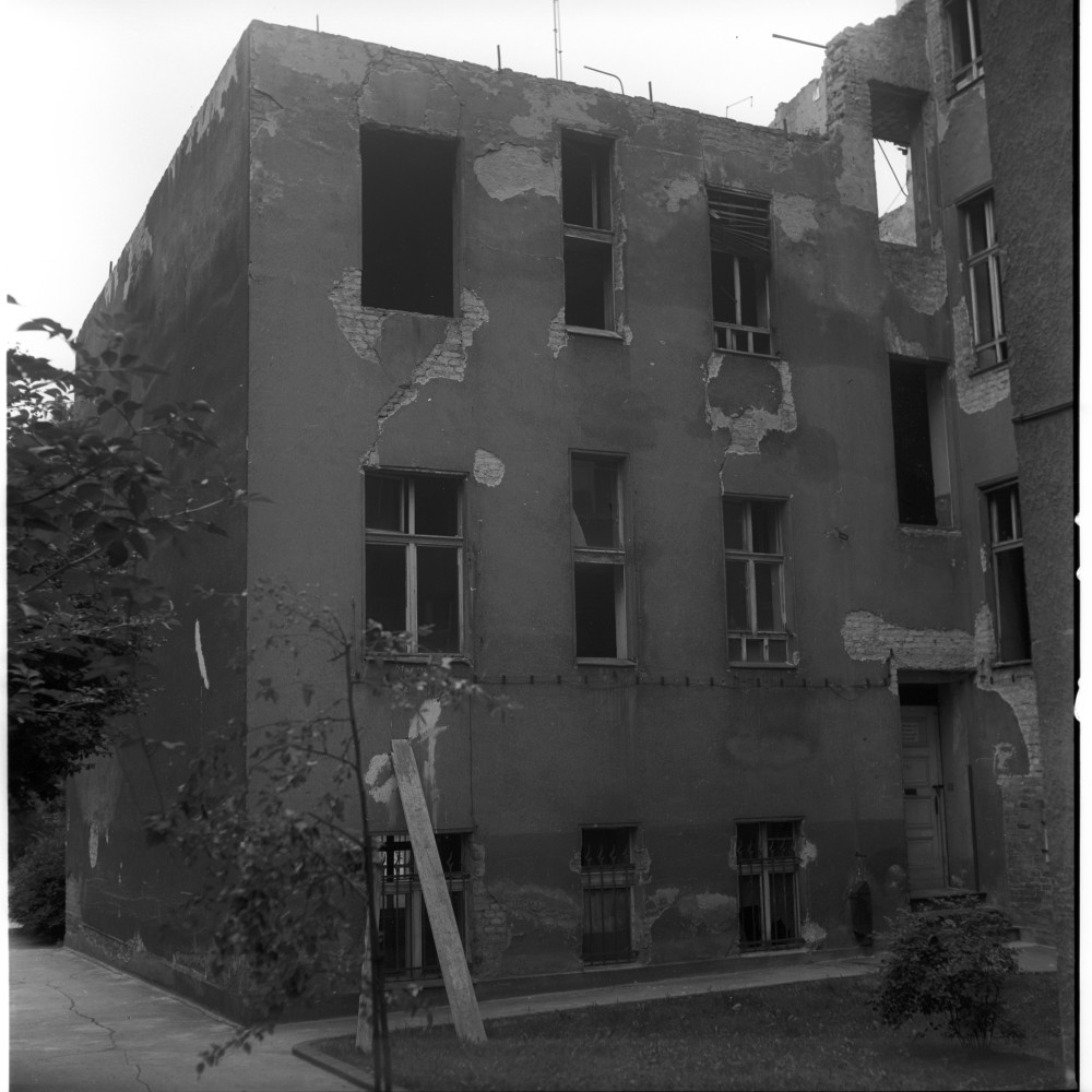 Negativ: Ruine, Rheingaustraße 23, 1953 (Museen Tempelhof-Schöneberg/Herwarth Staudt CC BY-NC-SA)