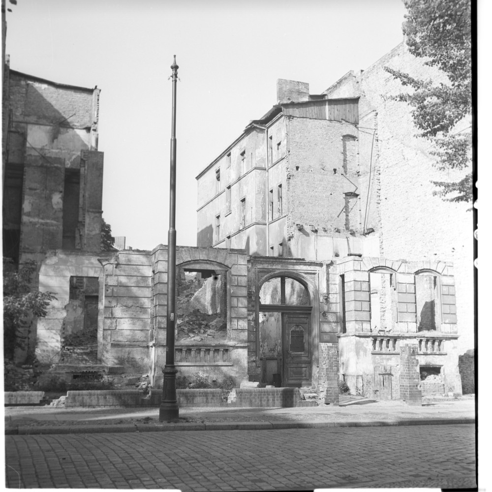 Negativ: Ruine, Ringstraße 6, 1953 (Museen Tempelhof-Schöneberg/Herwarth Staudt CC BY-NC-SA)