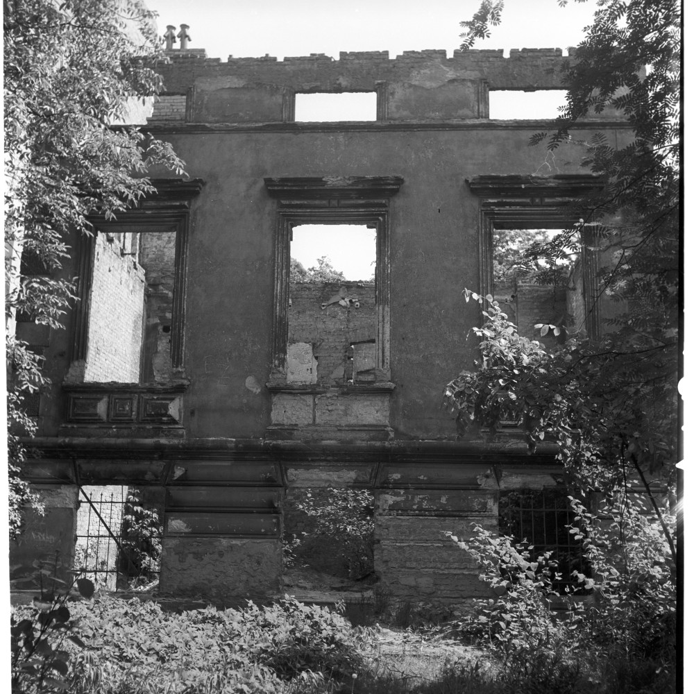 Negativ: Ruine, Sponholzstraße 15, 1953 (Museen Tempelhof-Schöneberg/Herwarth Staudt CC BY-NC-SA)