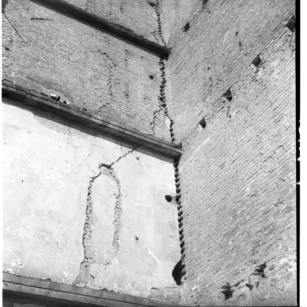 Negativ: Ruine, Stierstraße 20, 1954 (Museen Tempelhof-Schöneberg/Herwarth Staudt CC BY-NC-SA)