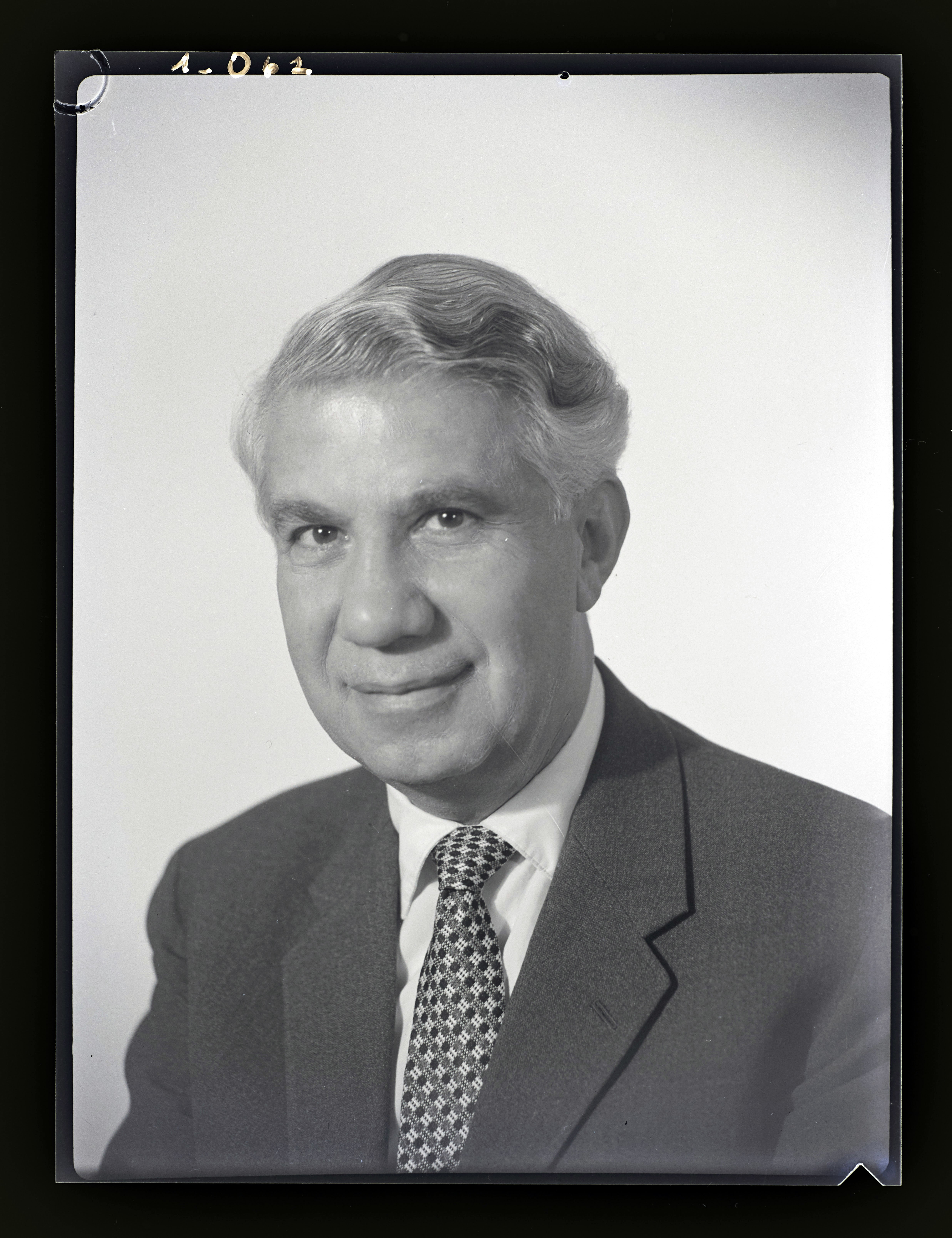 Wissenschaftlerporträt Prof. Alexander Dinghas, (1908-1974) (3) (Gerda Schimpf Fotoarchiv CC BY)