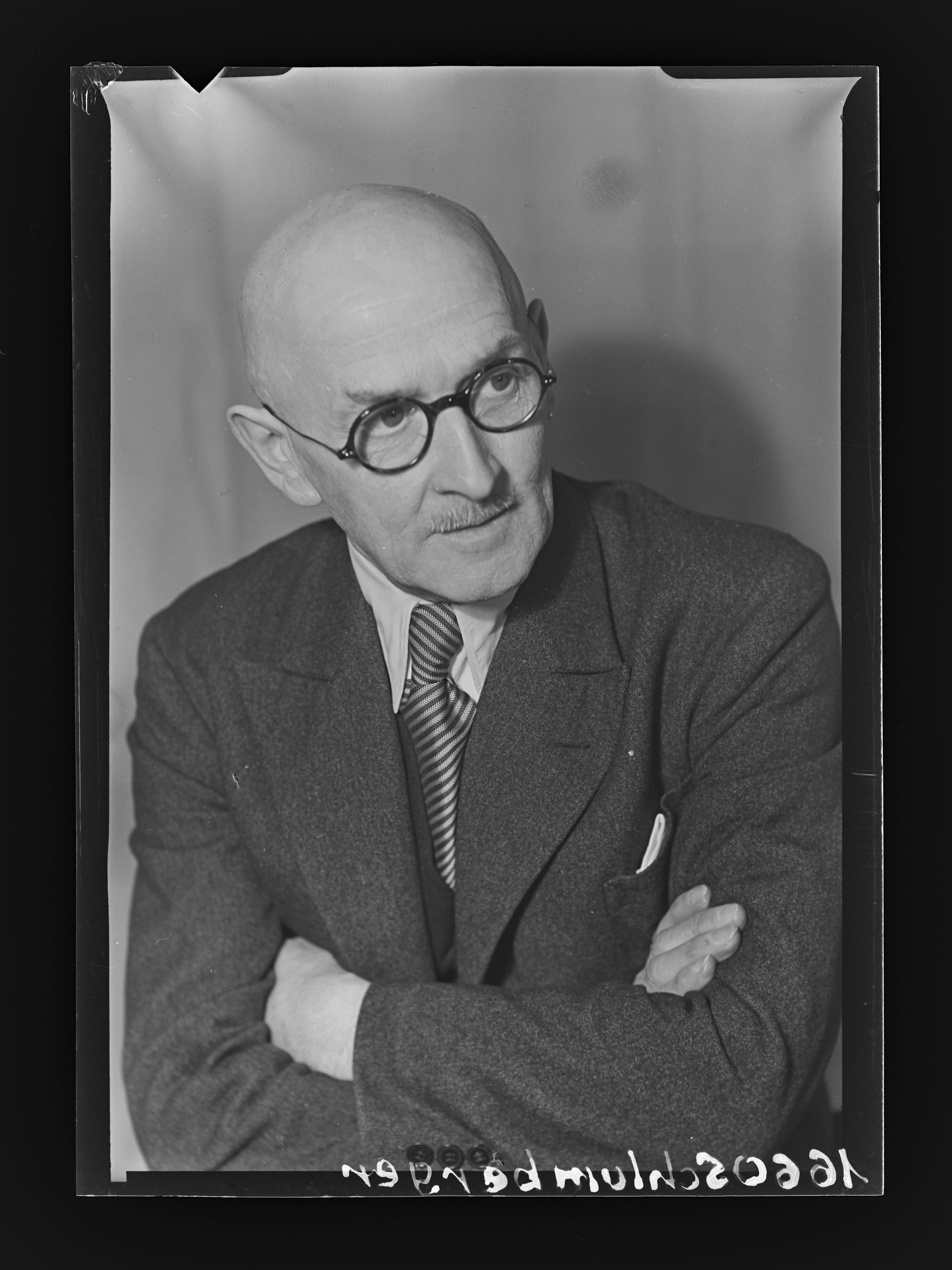 Wissenschaftlerporträt Prof. Otto Schlumberger (1885-1958) (2) (Gerda Schimpf Fotoarchiv CC BY)