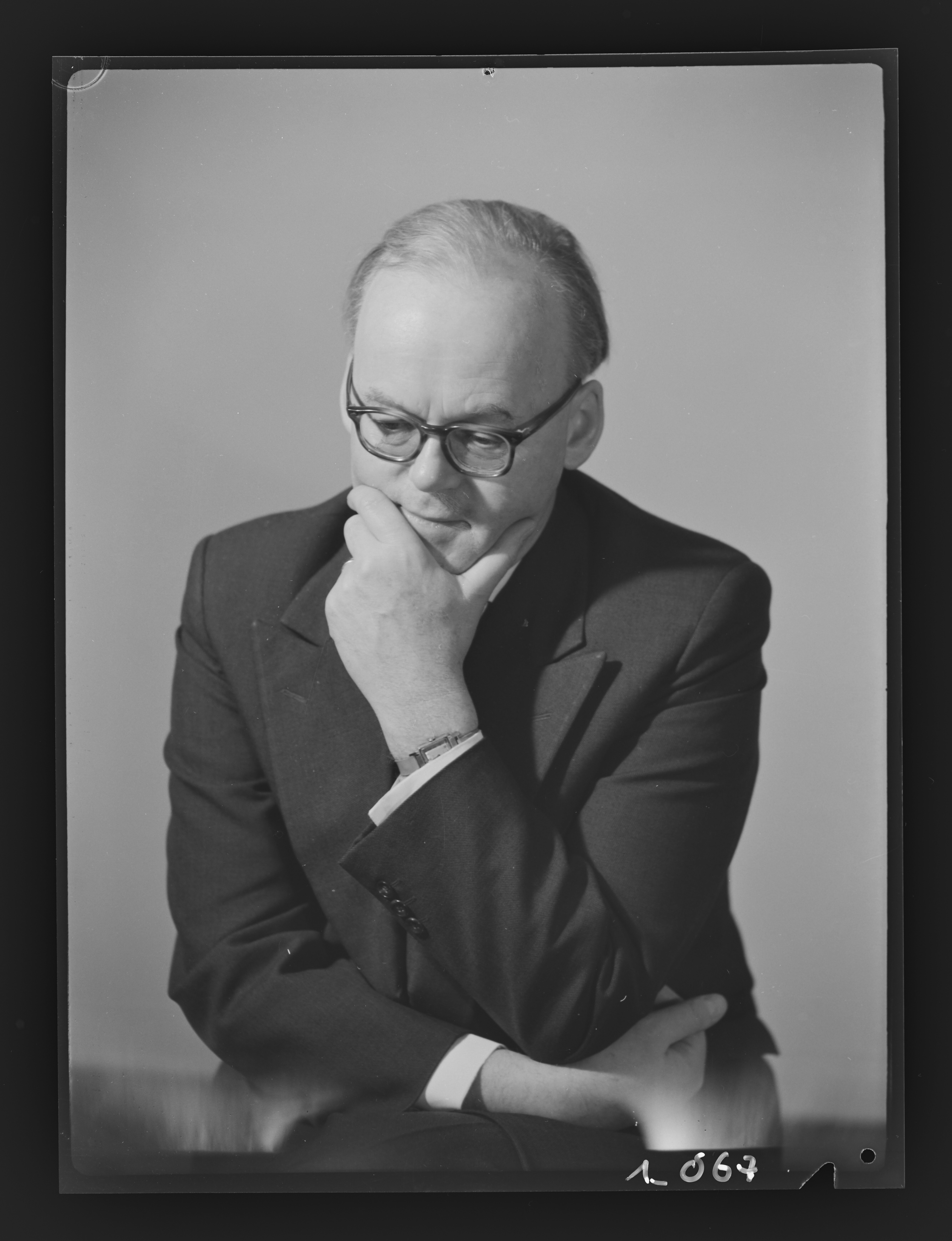 Porträtfotografie Prof. Wilhelm Weischedel (1905-1975) (1) (Gerda Schimpf Fotoarchiv CC BY)