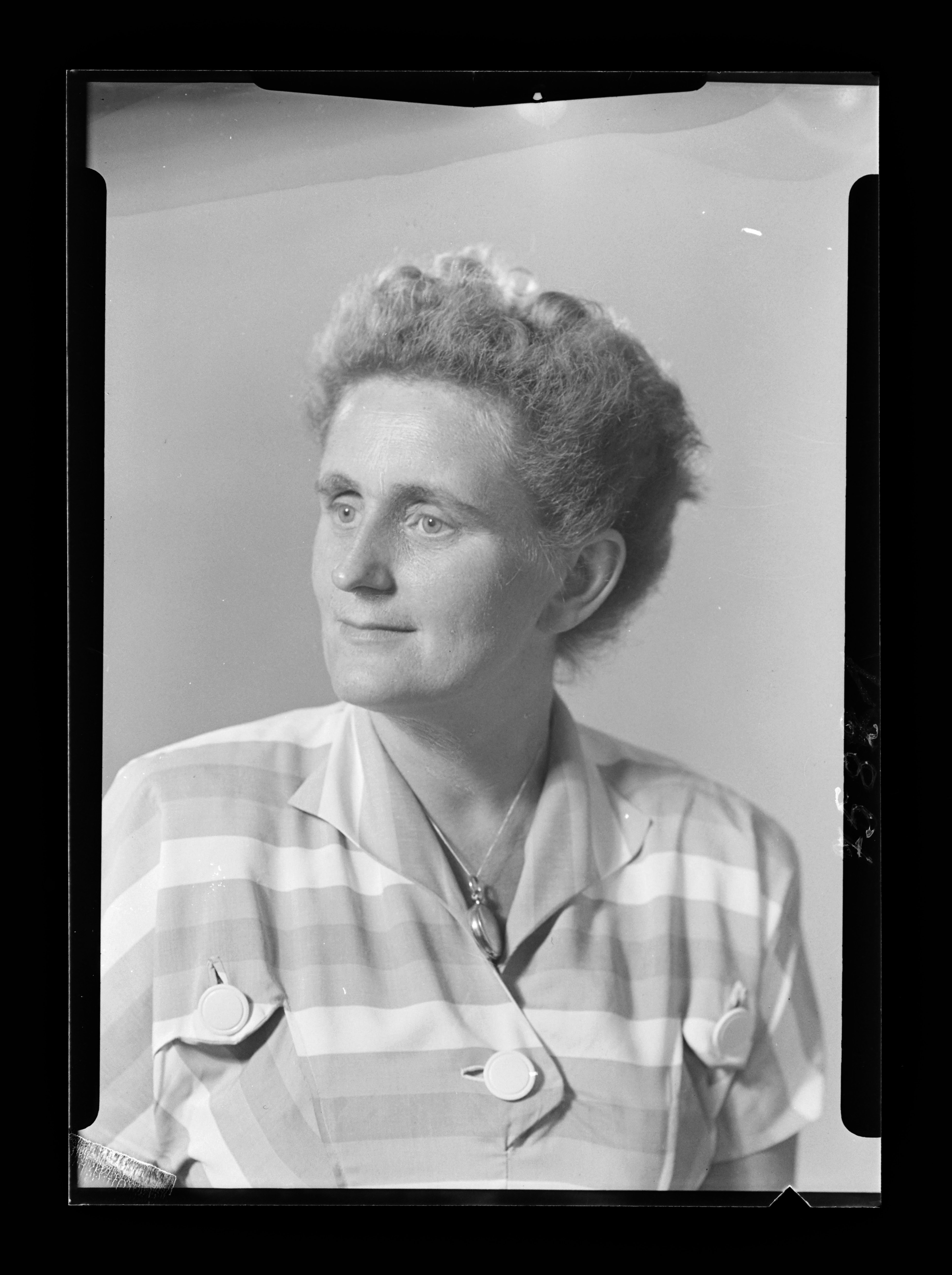 Krankenschwesternporträt Rössler (Gerda Schimpf Fotoarchiv CC BY)