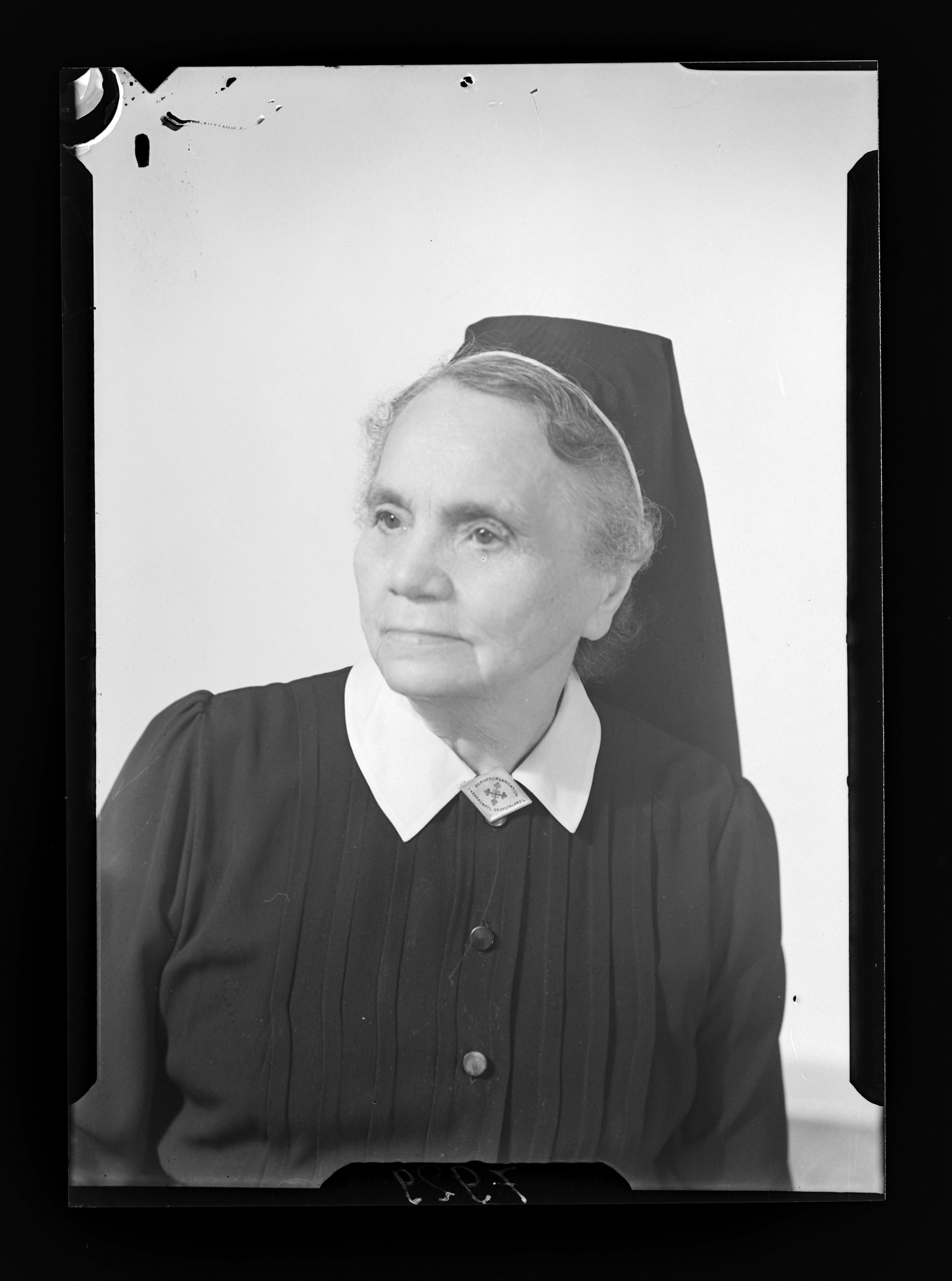 Krankenschwesternporträt Oberin Nanny Wagner (Gerda Schimpf Fotoarchiv CC BY)