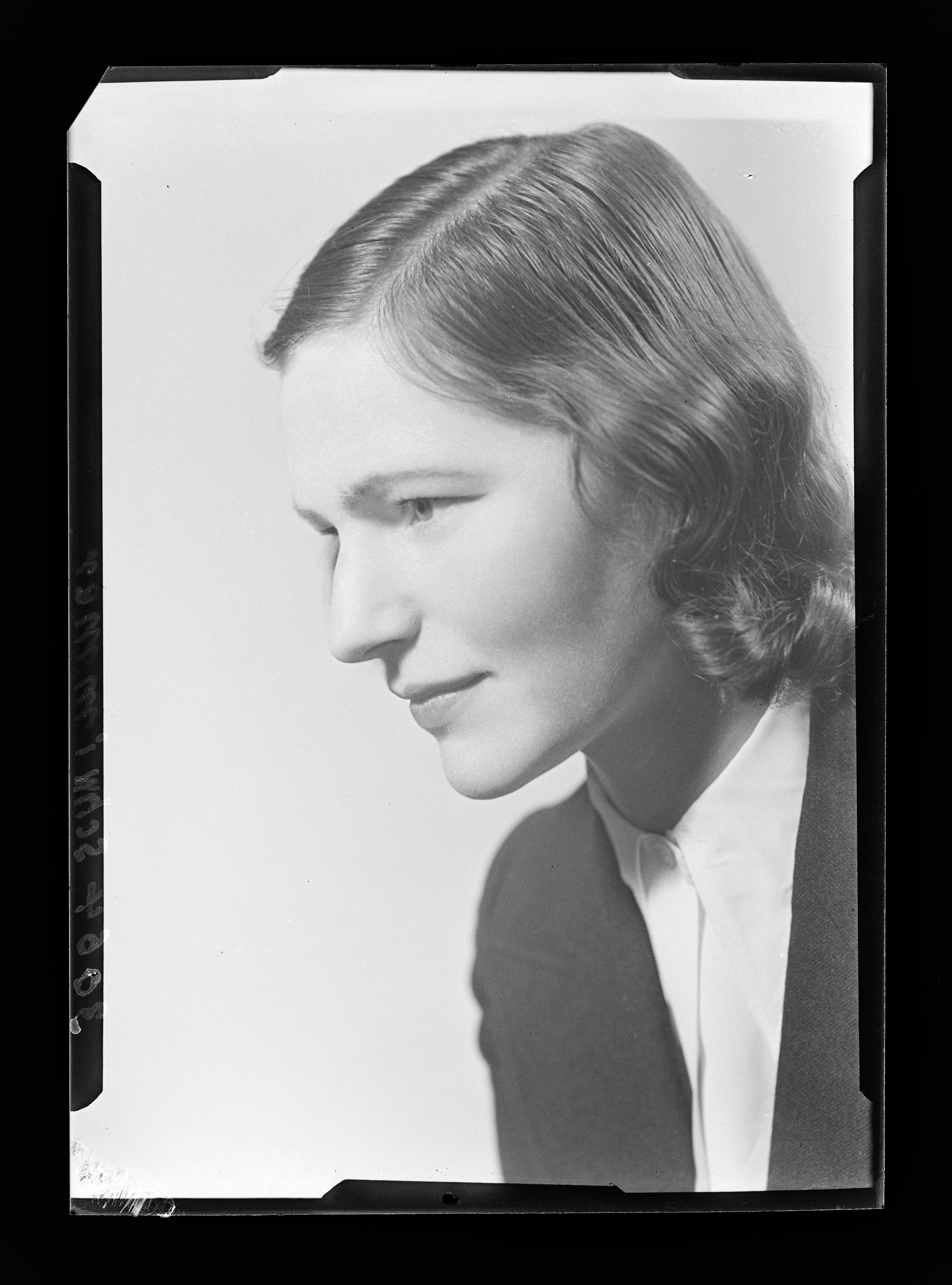 Künstlerinnenporträt Ilske Schwimmer (1915-1969) (2) (Gerda Schimpf Fotoarchiv CC BY)