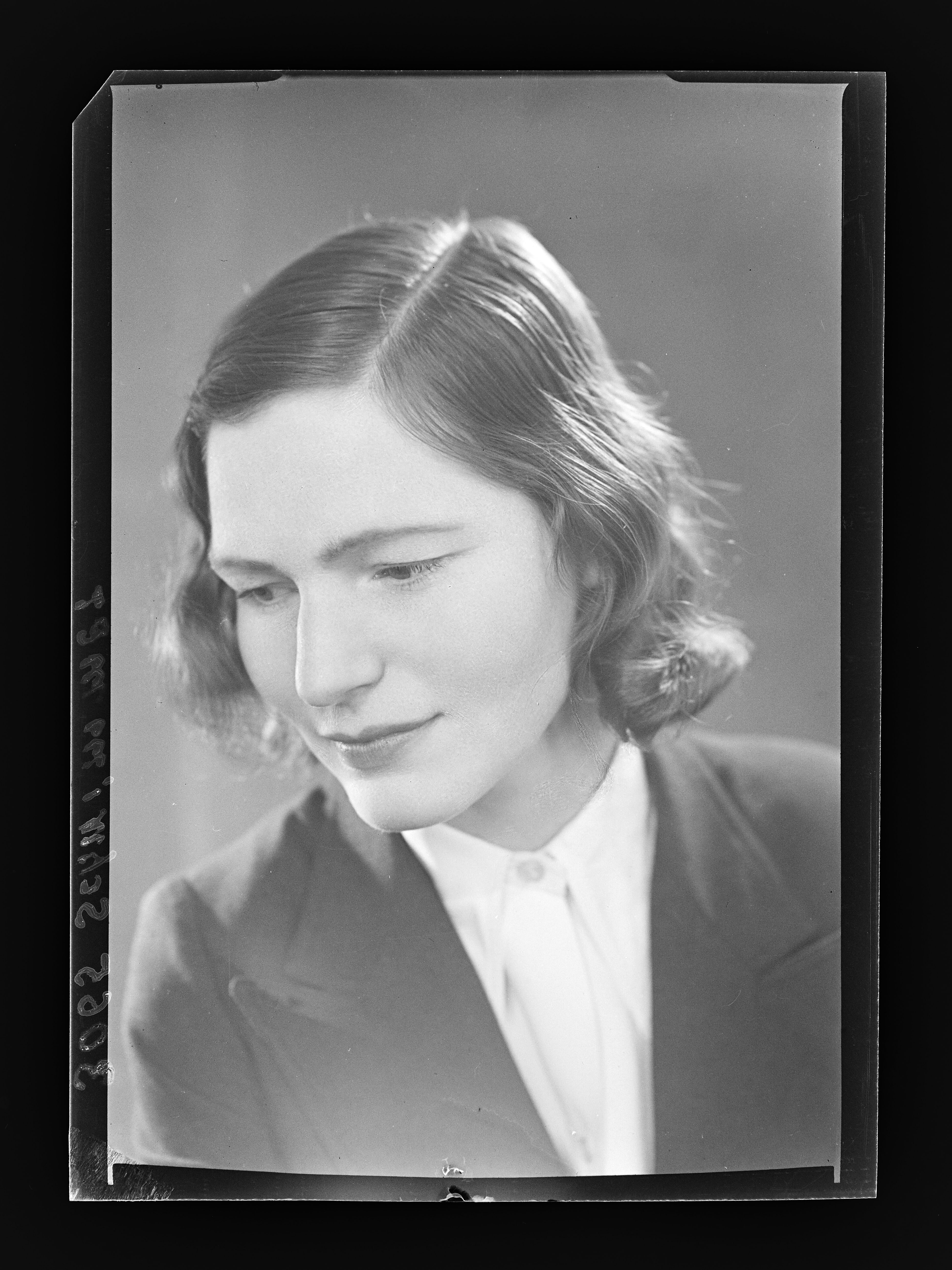 Künstlerinnenporträt Ilske Schwimmer (1915-1969) (1) (Gerda Schimpf Fotoarchiv CC BY)