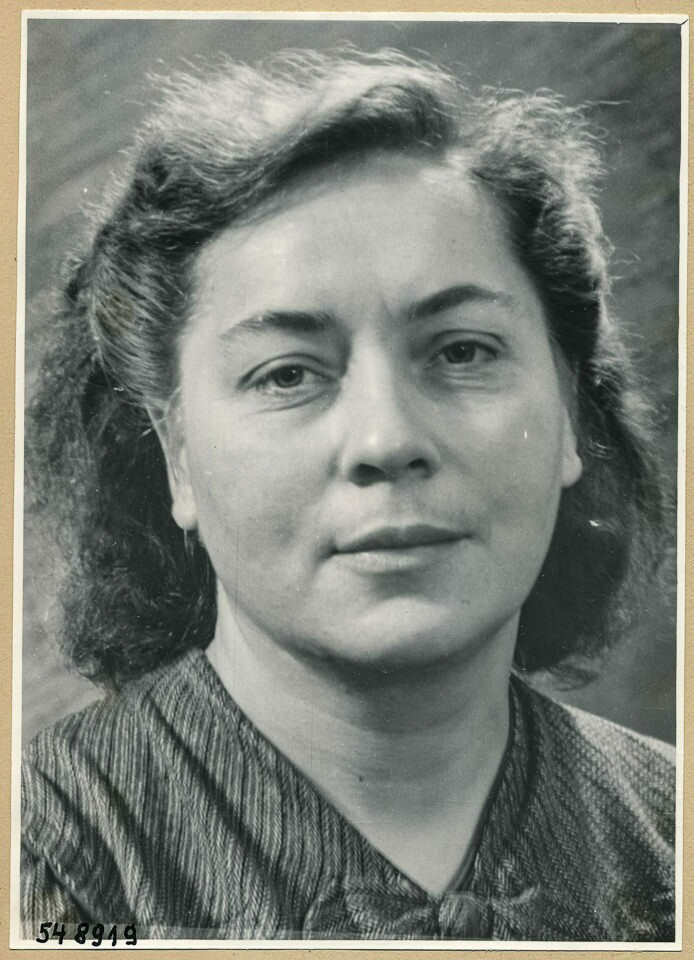 Portrait Käthe Sender; Foto 1954 (www.industriesalon.de CC BY-NC-SA)