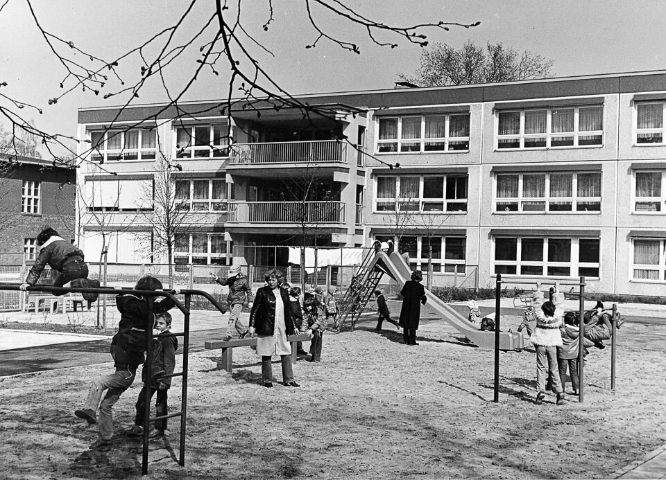 Kindergarten des WF (Werk für Fernsehelektronik, Berlin Oberschöneweide), Foto © Kurt Schwarz, 1980er Jahre. (Kurt Schwarz CC BY-NC-SA)