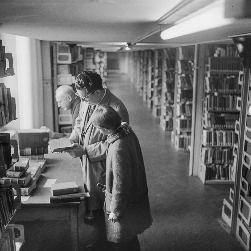 Magazinraum Staatsbibliothek "Unter den Linden" 1965 SW-Foto © Kurt Schwarz. (Kurt Schwarz CC BY-NC-SA)