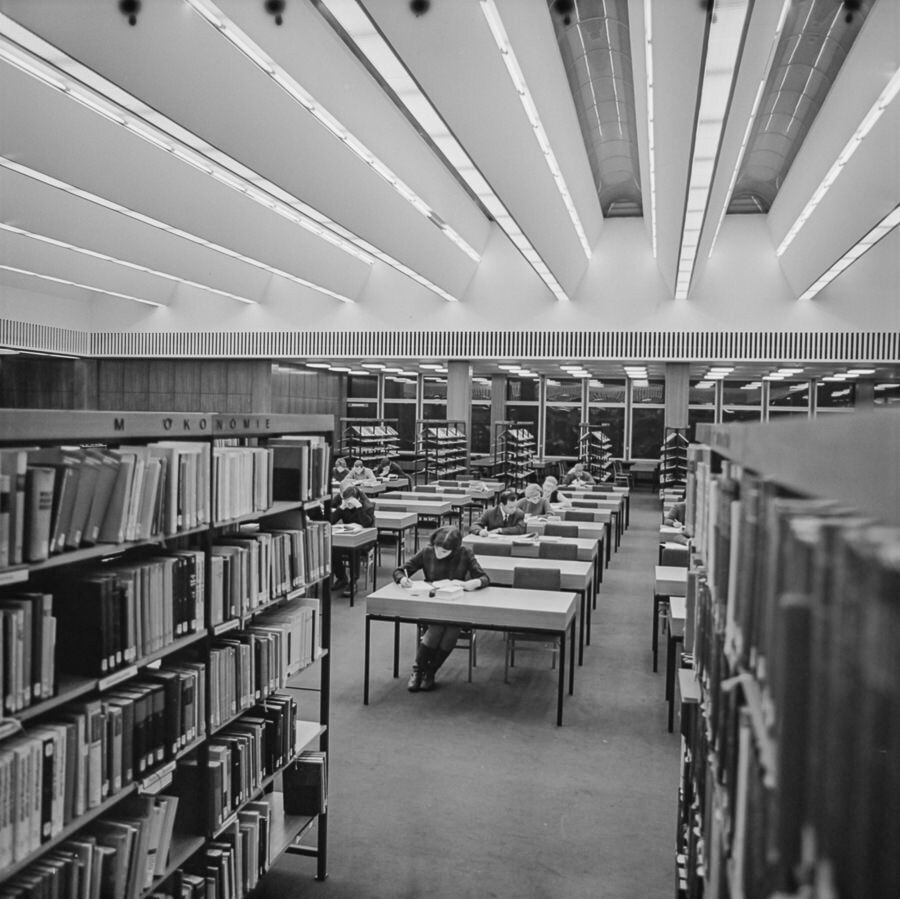 Lesesaal, Staatsbibliothek 'Unter den Linden', 1969. SW-Foto © Kurt Schwarz. (Kurt Schwarz CC BY-NC-SA)